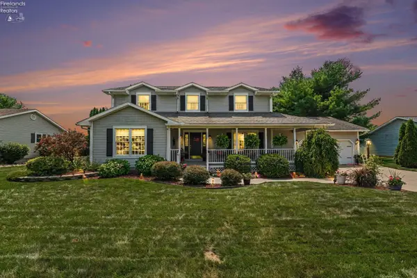 1040 Monroe Street, Bellevue, OH 44811