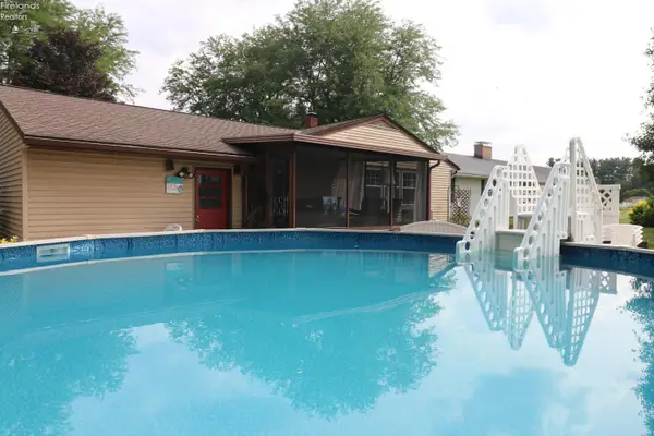 25 Chippewa Drive, Milan, OH 44846