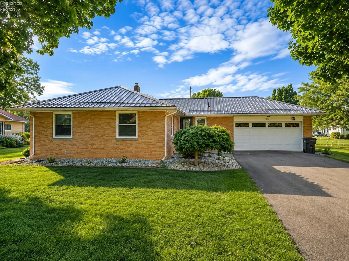 60 Beechwood Drive, Tiffin, OH 44883 - #1