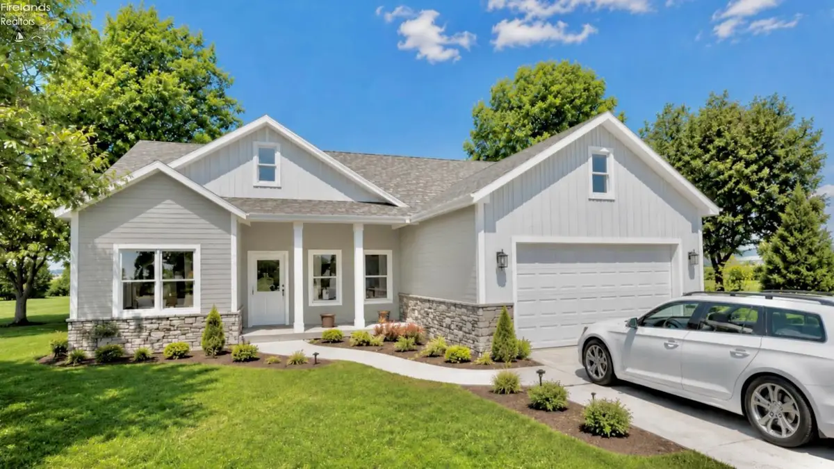 121 Fernwood, Kelleys Island, OH 43438 - #1