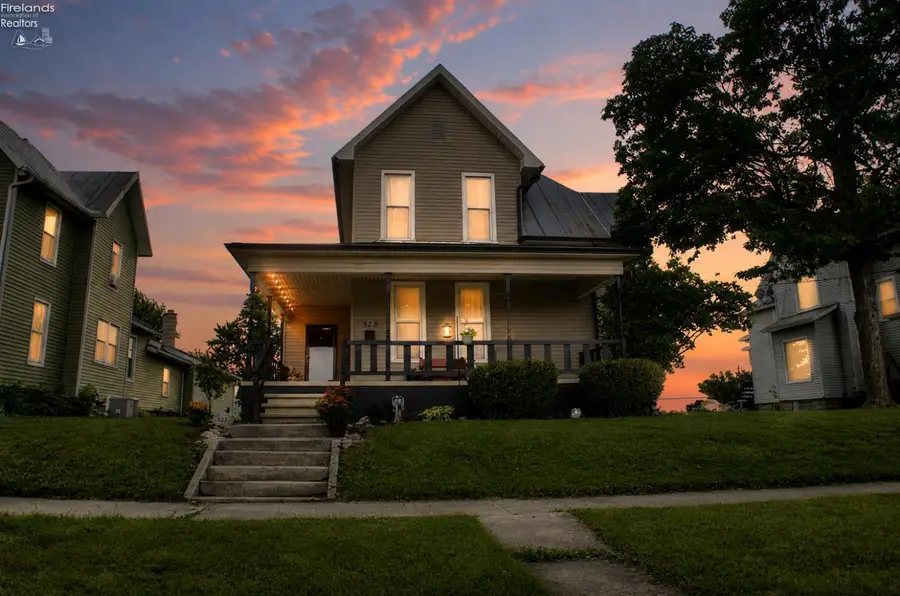 523 E Findlay Street, Carey, OH 43316 - #2