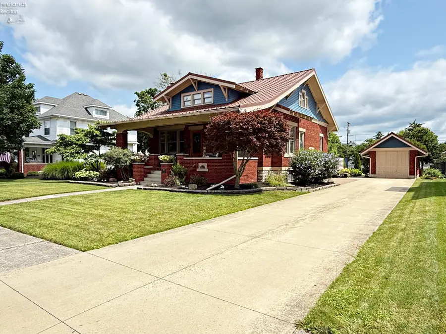 215 Melmore Street, Tiffin, OH 44883 - #2