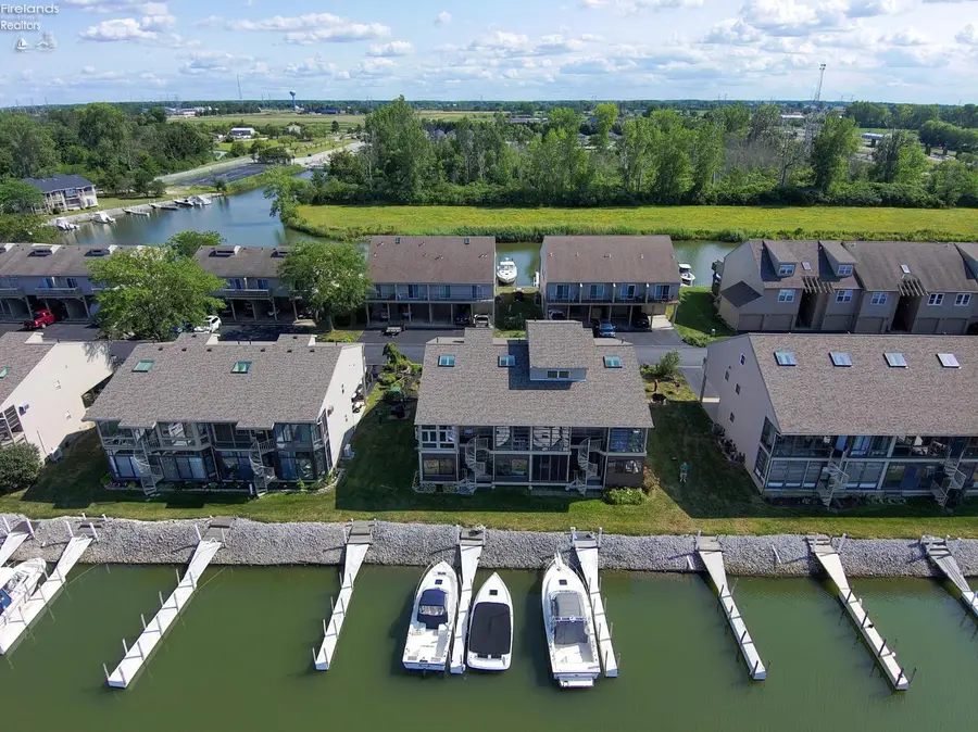 8895 W Canada Goose Court, Oak Harbor, OH 43449 - #2