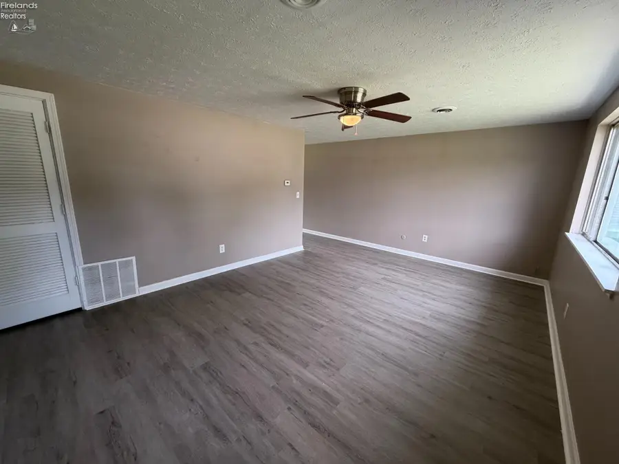 7 Carriage Court, Norwalk, OH 44857 - #2