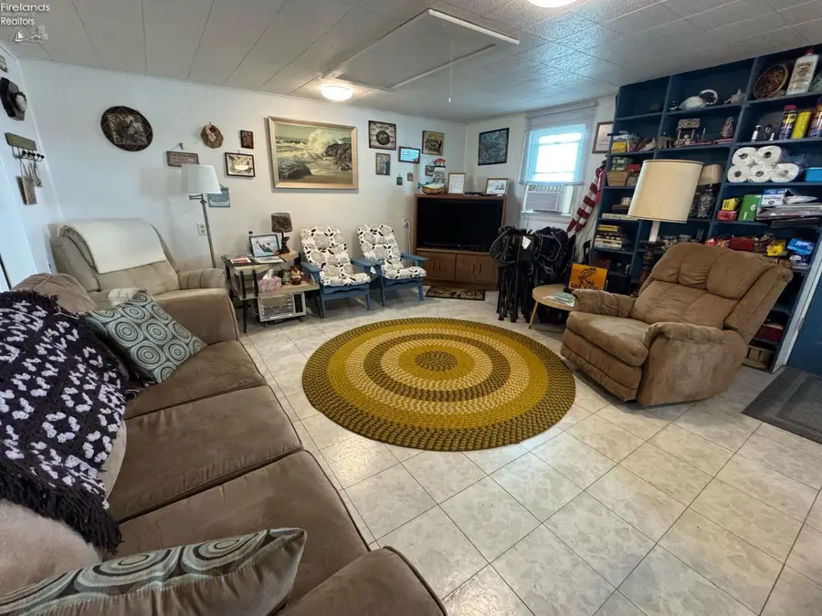 4393 N State Route 53 #6, Fremont, OH 43420 - #3