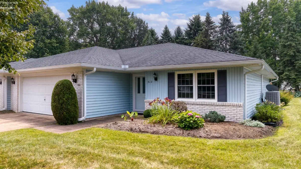 312 Lisa Ann Drive, Huron, OH 44839 - #1