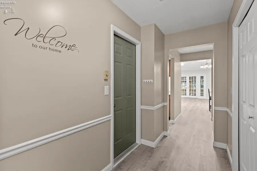 312 Lisa Ann Drive, Huron, OH 44839 - #3