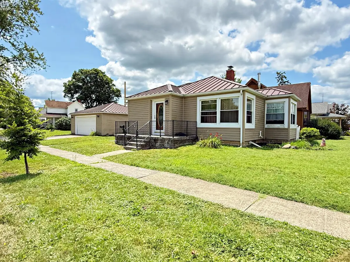 67 Maplewood Drive, Tiffin, OH 44883 - #1