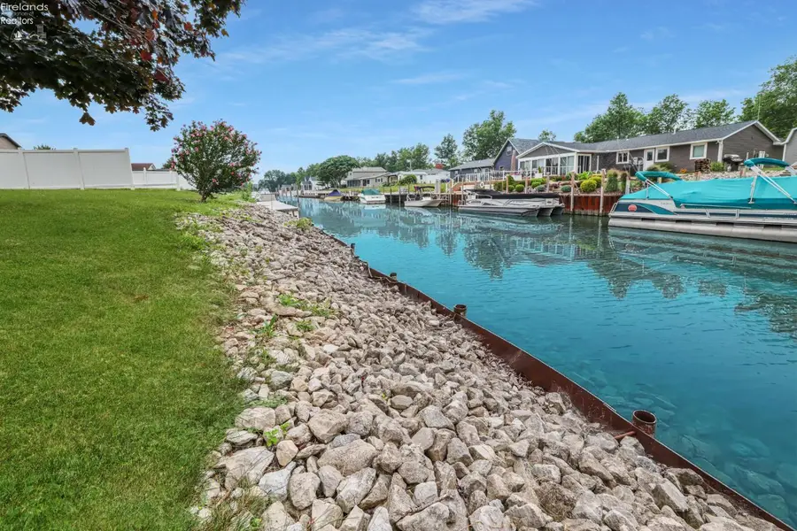 550 S Tiffin Street, Port Clinton, OH 43452 - #3