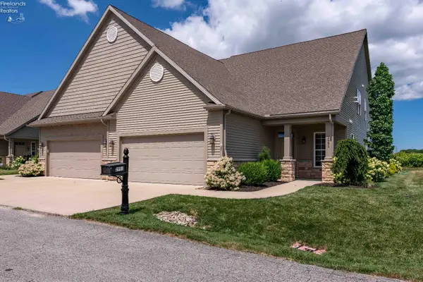 2991 S Waterside Court, Marblehead, OH 43440