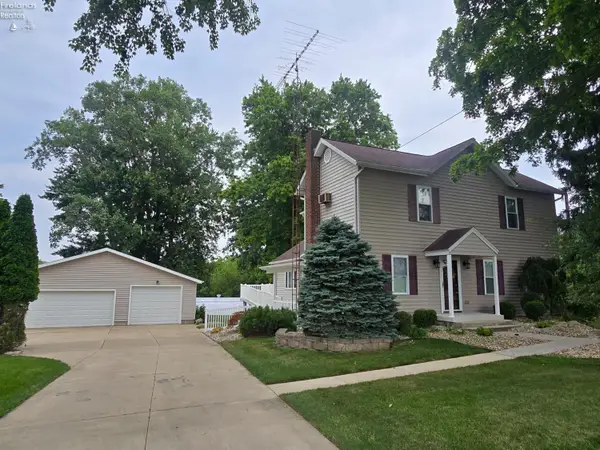 2049 Whittaker Drive, Fremont, OH 43420