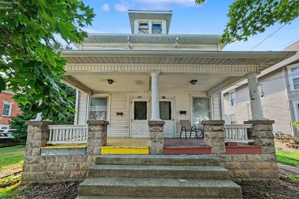 314 North Sandusky Street, Bellevue, OH 44811 - #1