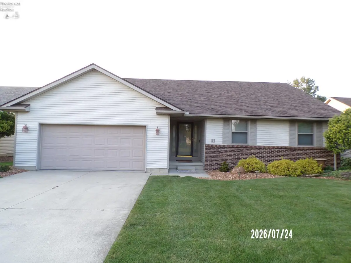 16 Sun Valley Drive, Fremont, OH 43420 - #1