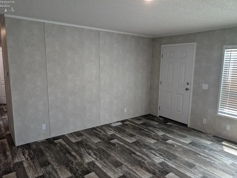 111 Flatrock Road #16, Bellevue, OH 44836 - #2