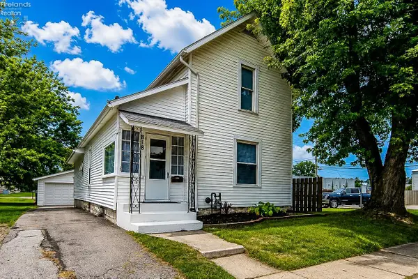 818 N Front Street, Fremont, OH 43420