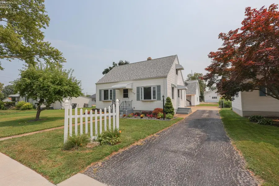 548 50th Street, Sandusky, OH 44870 - #2