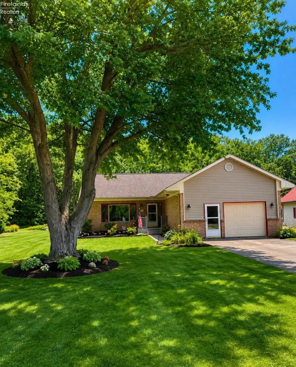 4656 E Karlite Drive, Port Clinton, OH 43452 - #1