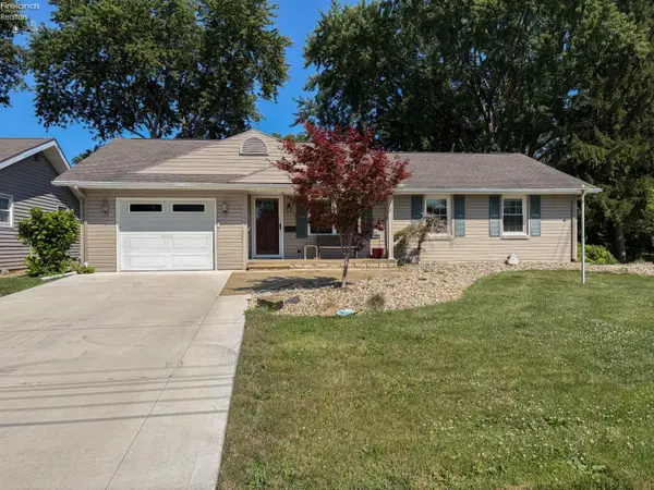 1107 Columbia Avenue, Port Clinton, OH 43452