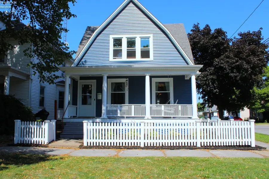 922 Wayne Street, Sandusky, OH 44870 - #2