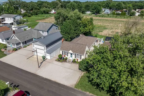 229 N Sackett Road, Marblehead, OH 43440
