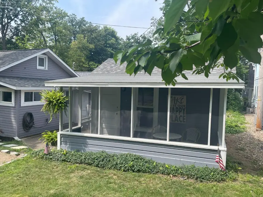 561 Jasmine Avenue, Lakeside, OH 43440 - #2
