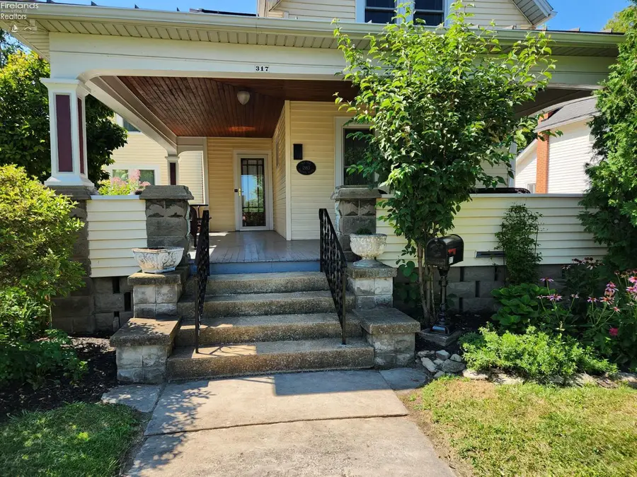 317 Williams Street, Huron, OH 44839 - #2