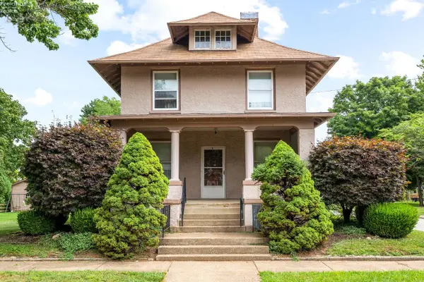 60 Huron, Milan, OH 44846
