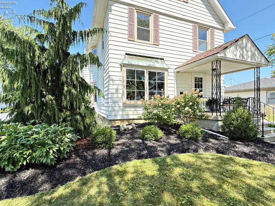 414 Hedges Street, Tiffin, OH 44883 - #3