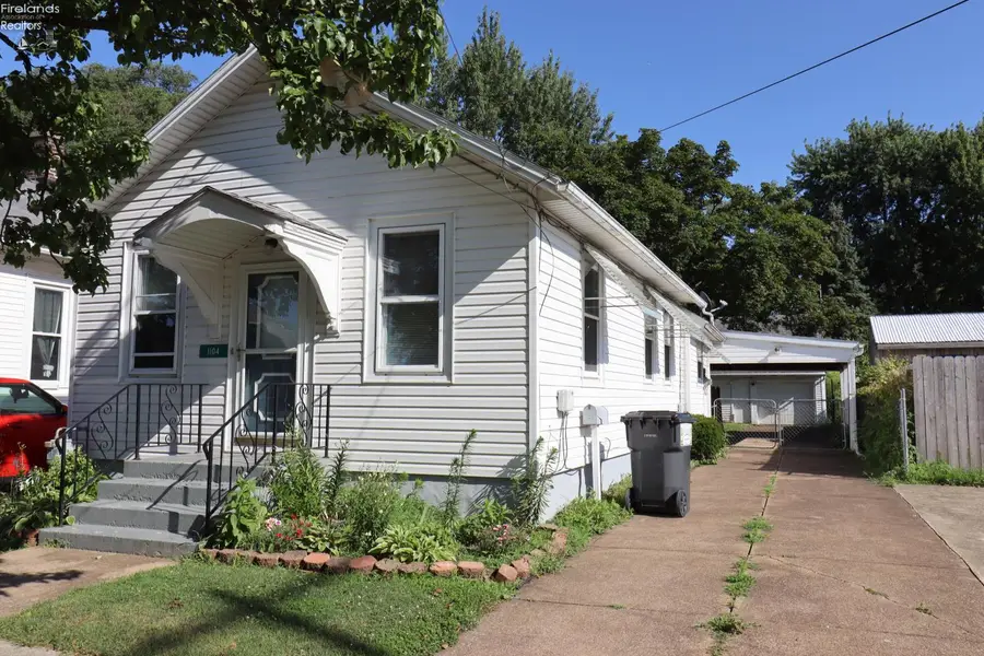 1104 W Madison Street, Sandusky, OH 44870 - #2