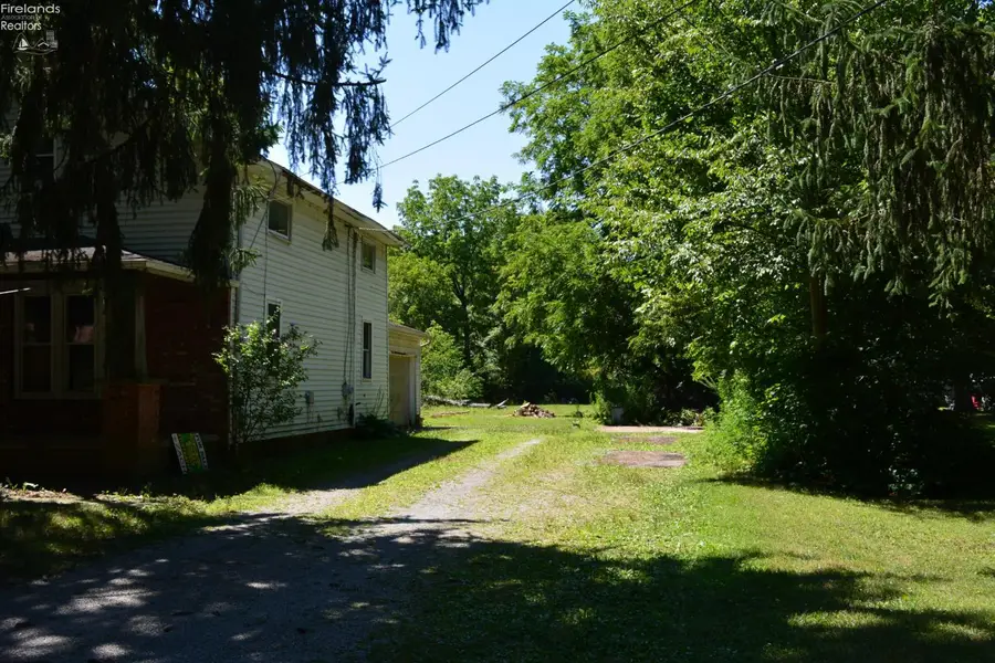 419 Barker Street, Wellington, OH 44090 - #3