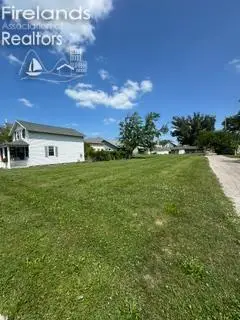 213 Jefferson Street, Port Clinton, OH 43452