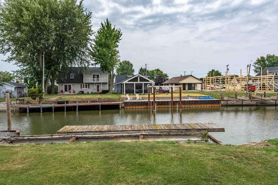3115 W Canal Road, Port Clinton, OH 43452 - #2