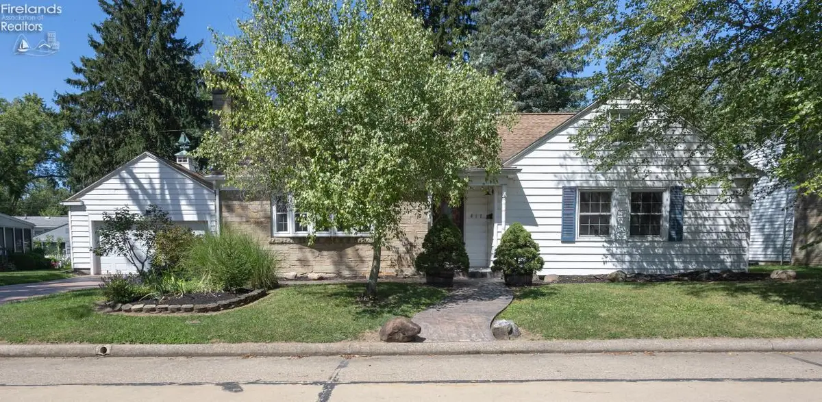 817 Seneca Avenue, Huron, OH 44839 - #1