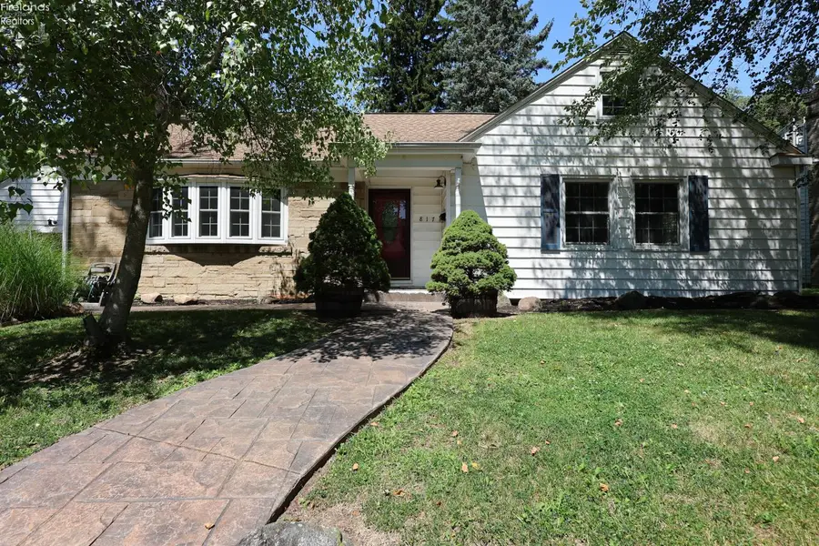 817 Seneca Avenue, Huron, OH 44839 - #2