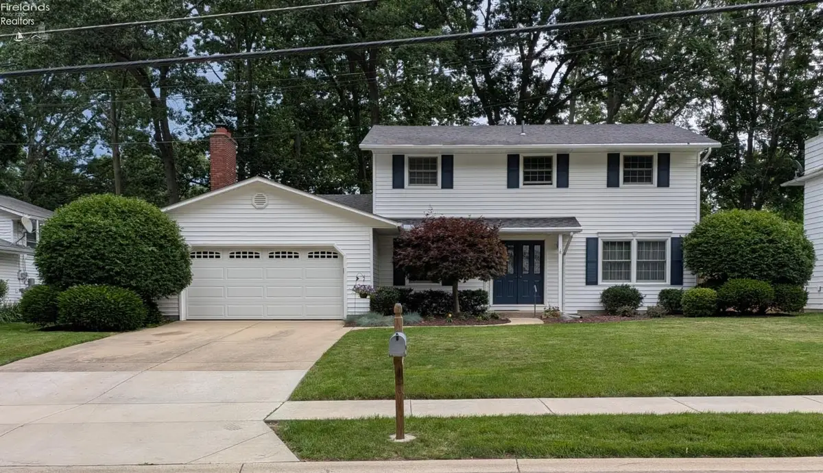 1371 Sanford Street, Vermilion, OH 44089 - #1