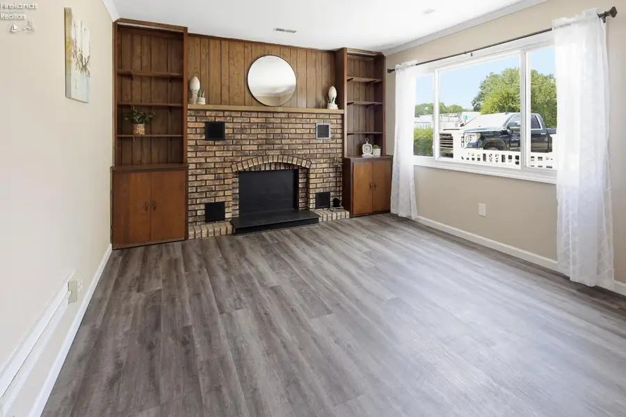 435 N Brush Street, Fremont, OH 43420 - #3