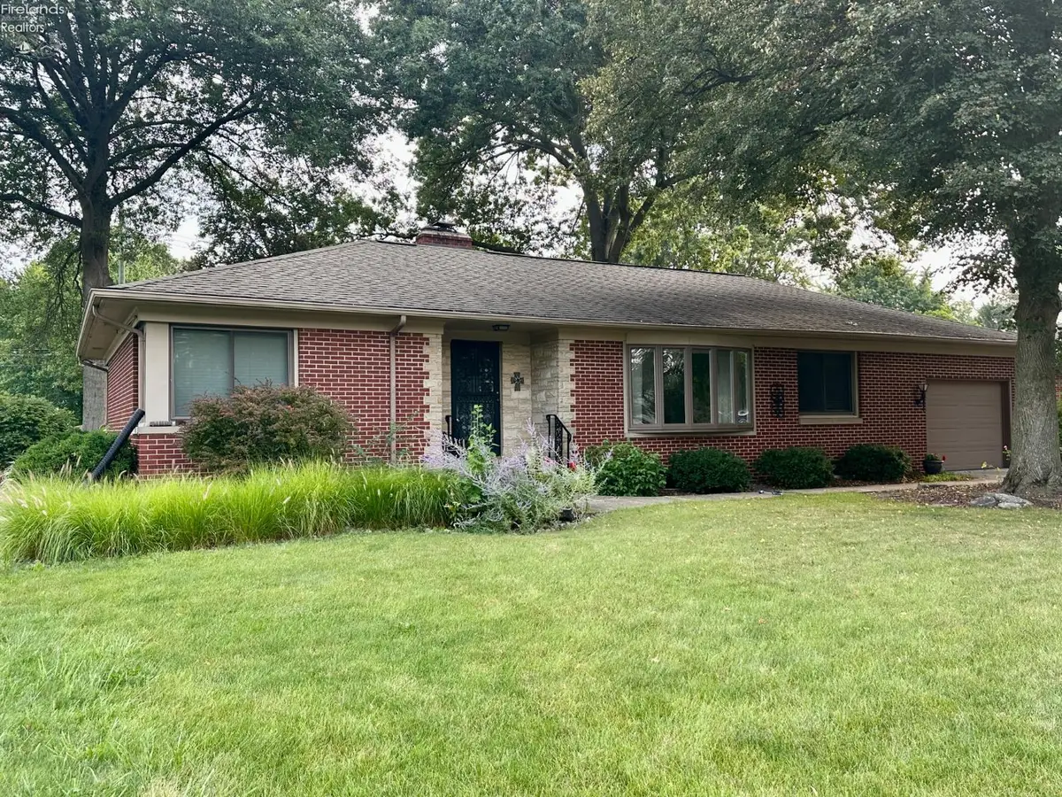 125 Lincoln Road, Tiffin, OH 44883 - #1