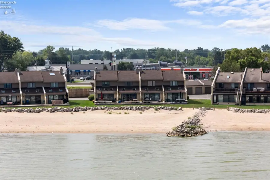 35 Grande Lake Drive, Port Clinton, OH 43452 - #3