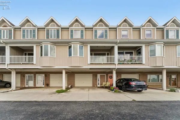 544 Nantucket Drive, Sandusky, OH 44870
