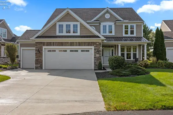 4716 Tradewinds Drive, Port Clinton, OH 43452