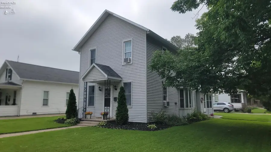 402 E Fourth (4th) Street, Port Clinton, OH 43452 - #3