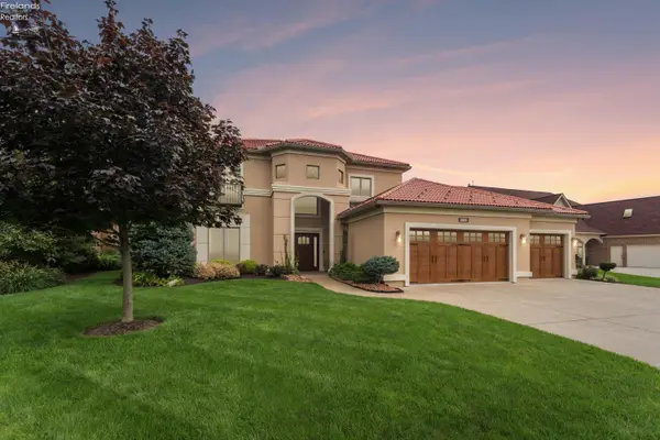 616 Harbourside Drive, Sandusky, OH 44870