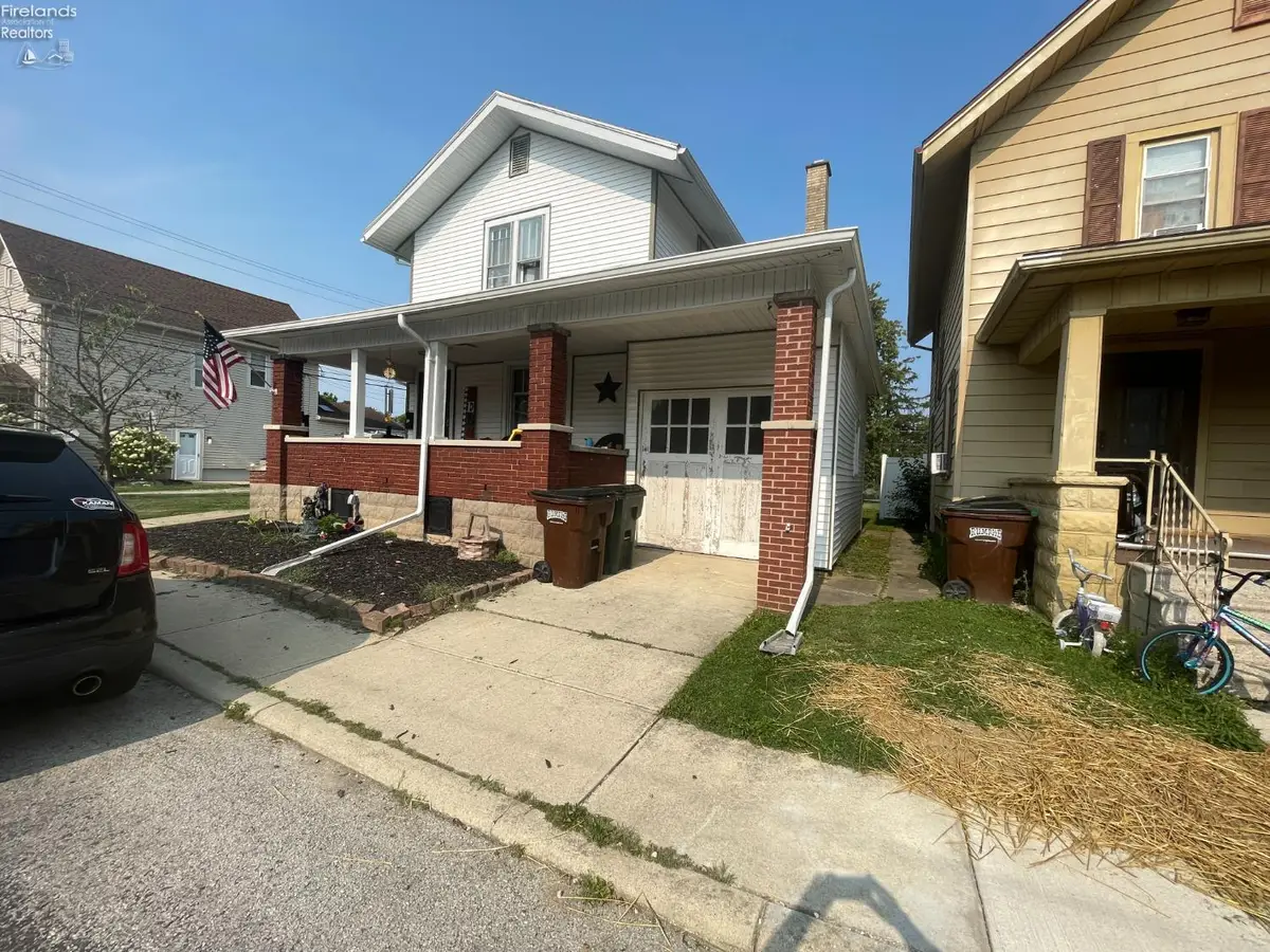 25 Maple Street, Tiffin, OH 44883 - #1