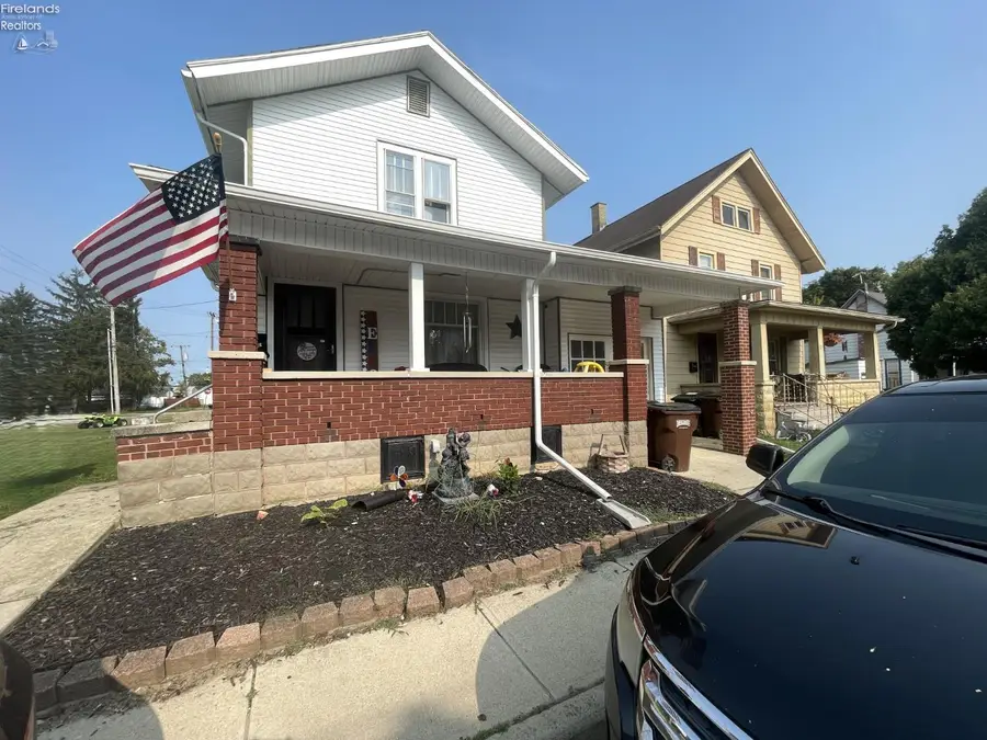 25 Maple Street, Tiffin, OH 44883 - #2