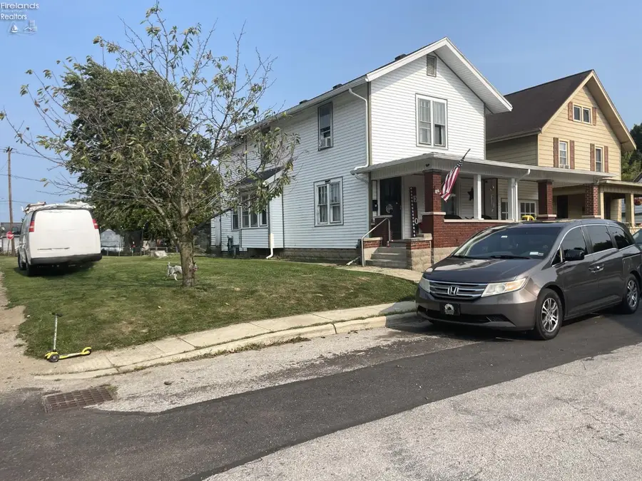 25 Maple Street, Tiffin, OH 44883 - #3