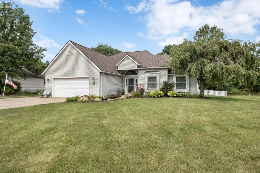 1033 Wabash Avenue, Grafton, OH 44044 - #2