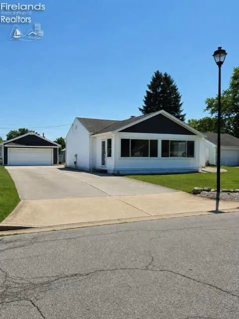 4157 Fox Avenue, Clyde, OH 43410