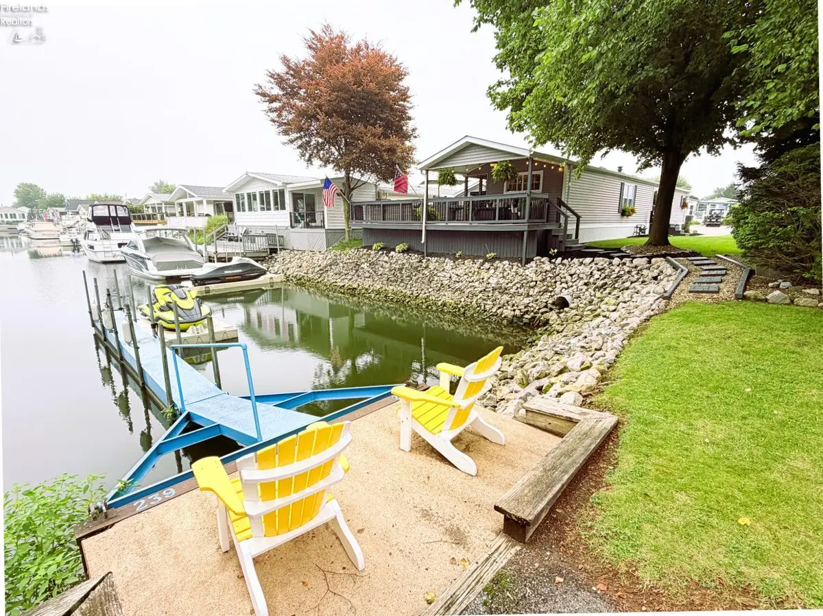 1600 N Harbor Crossing Road, Marblehead, OH 43440 - #1