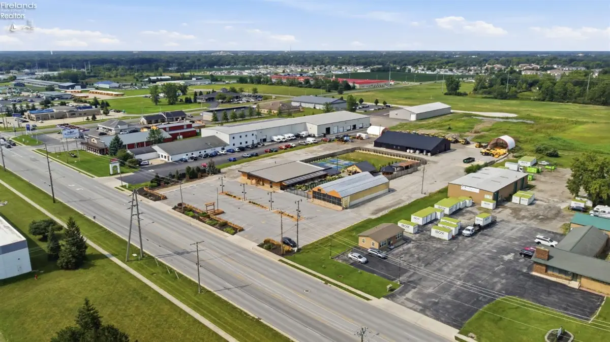 2330 Bright Rd., Findlay, OH 45840 - #1