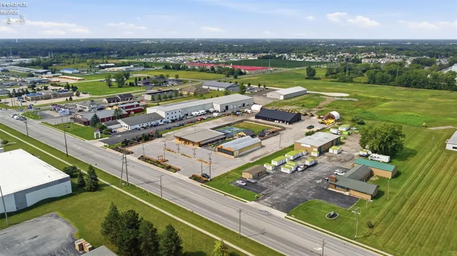 2330 Bright Rd., Findlay, OH 45840 - #2